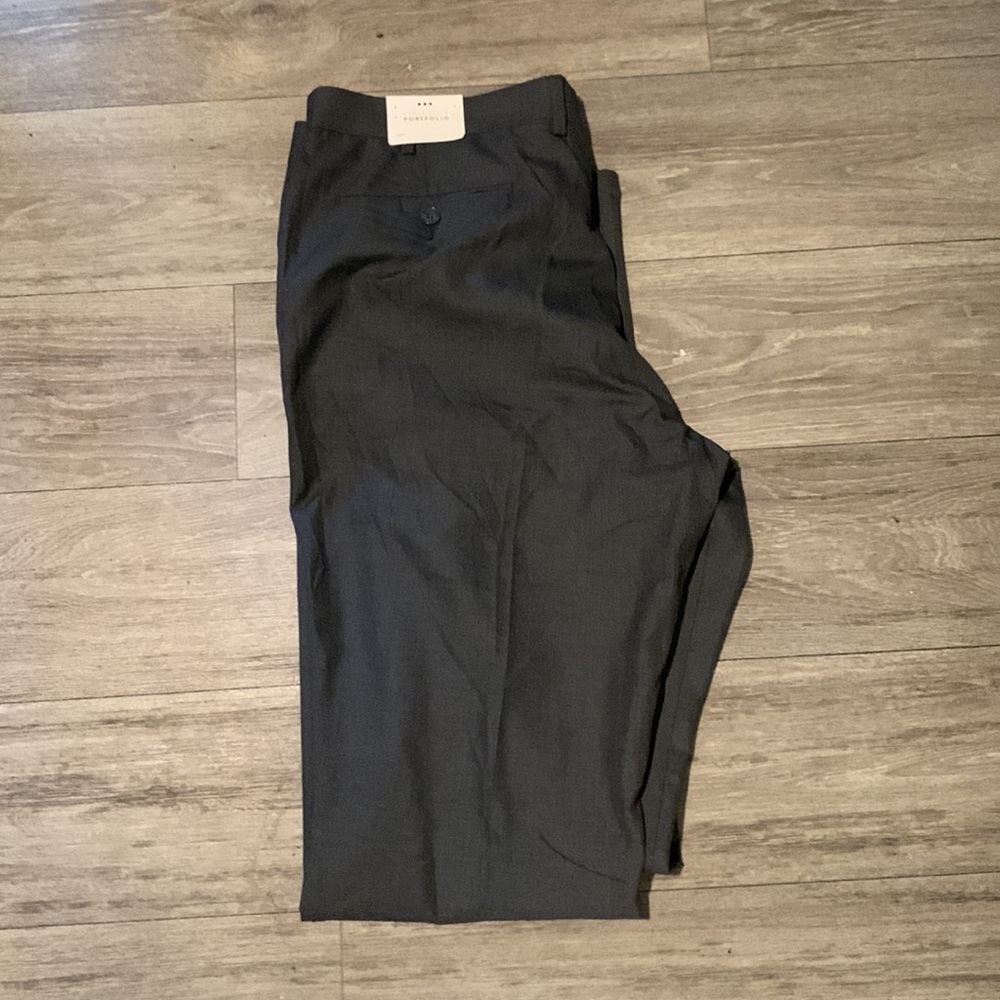 Perry Ellis Portfolio 40W Gray